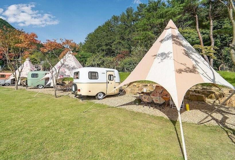 Пансион Geumsan Lalaland Caravan