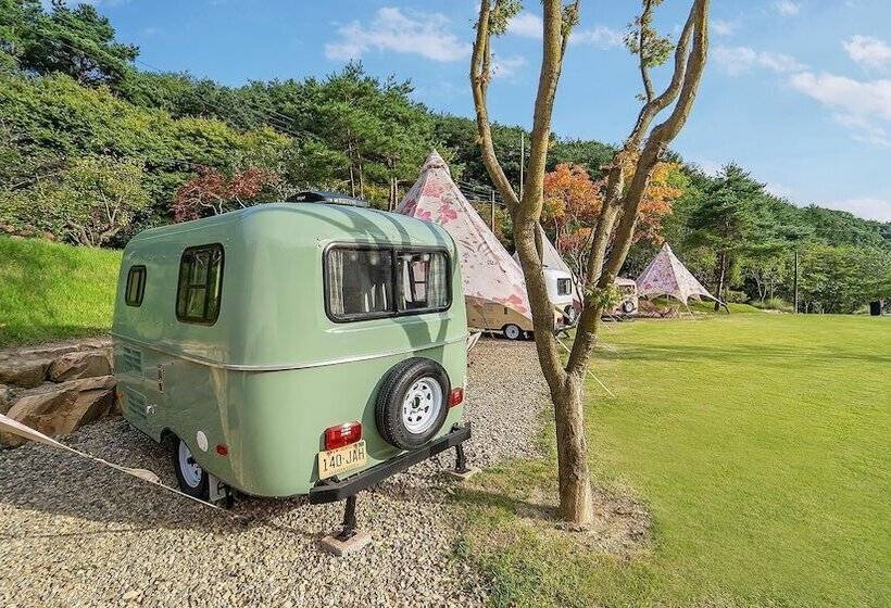 Pensão Geumsan Lalaland Caravan