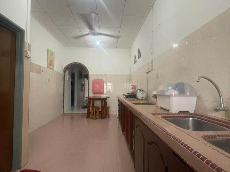 بنسيون Huda Homestay Bandar Tanah Merah