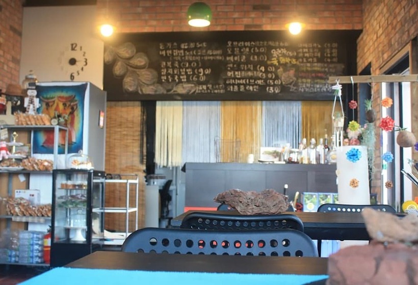 Pensão Jeju Baramuieondeok Guest House