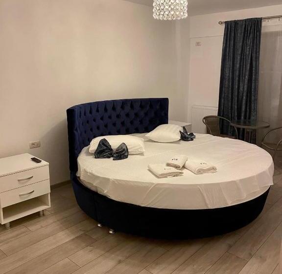 膳宿费 Luxury By Saray