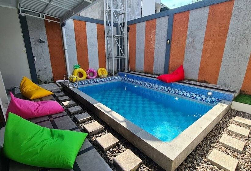 펜션 Oemah Wisata Ringinsari