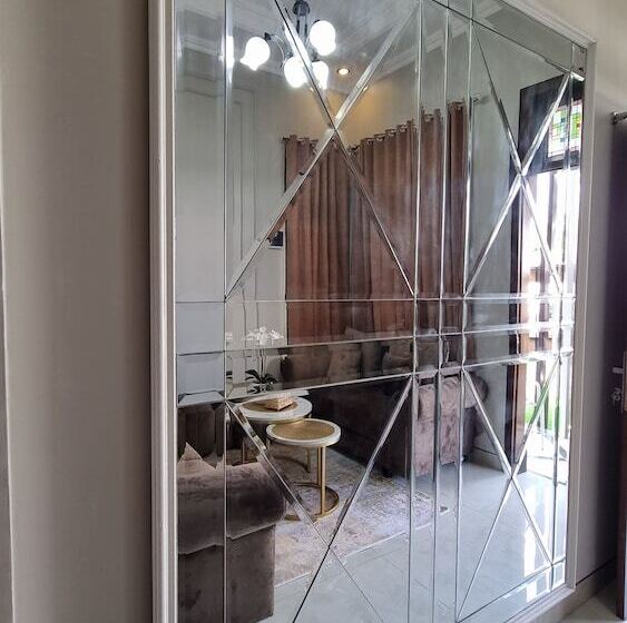 펜션 Oemah Wisata Ringinsari