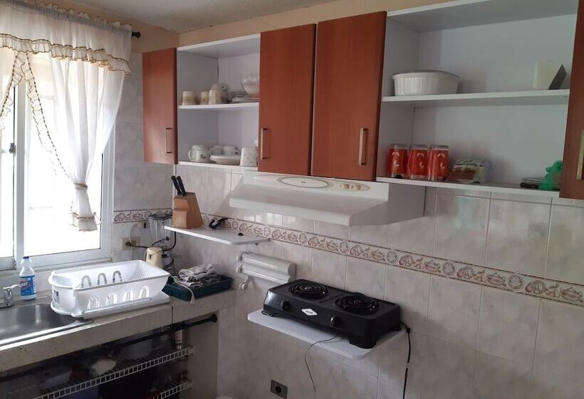 ペンション Posada Mirny