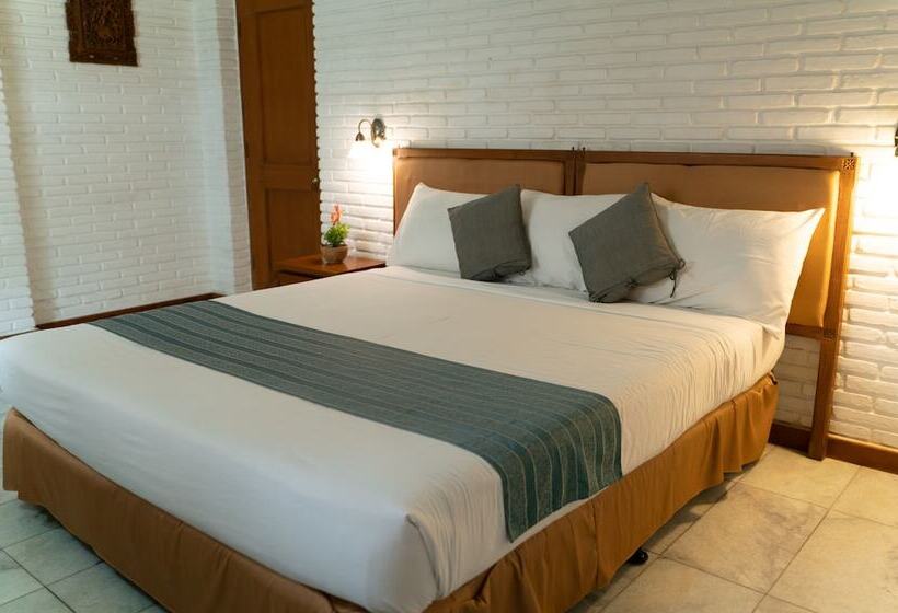 פנסיון Puri Indrakila