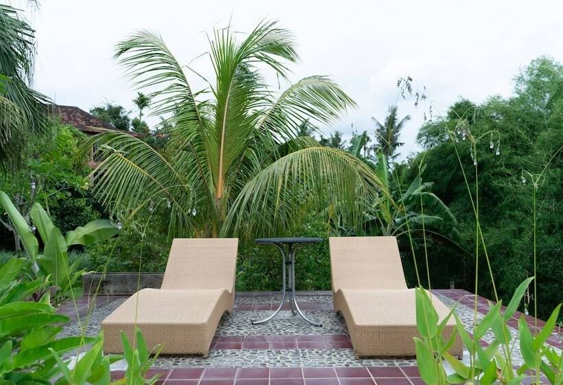 פנסיון Puri Indrakila