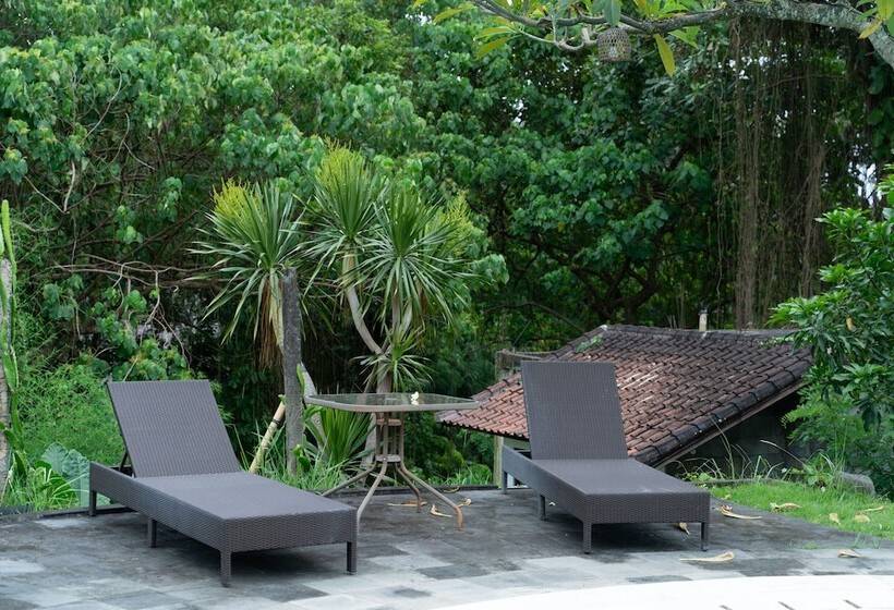 פנסיון Puri Indrakila