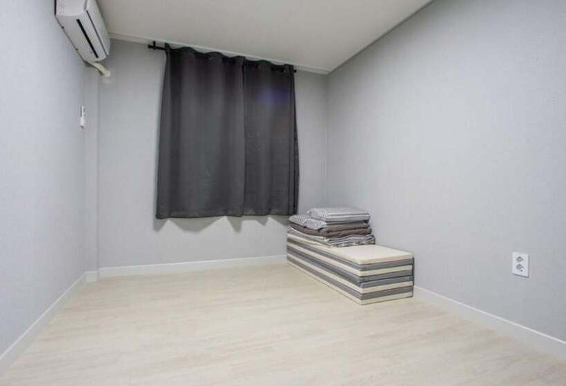 Pensiune Taean Hue Place Pool Villa