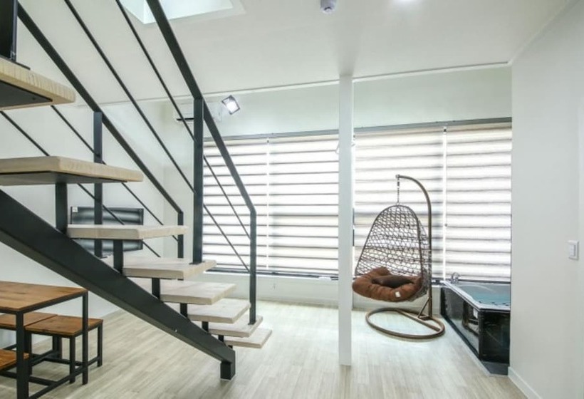 Pensiune Taean Hue Place Pool Villa