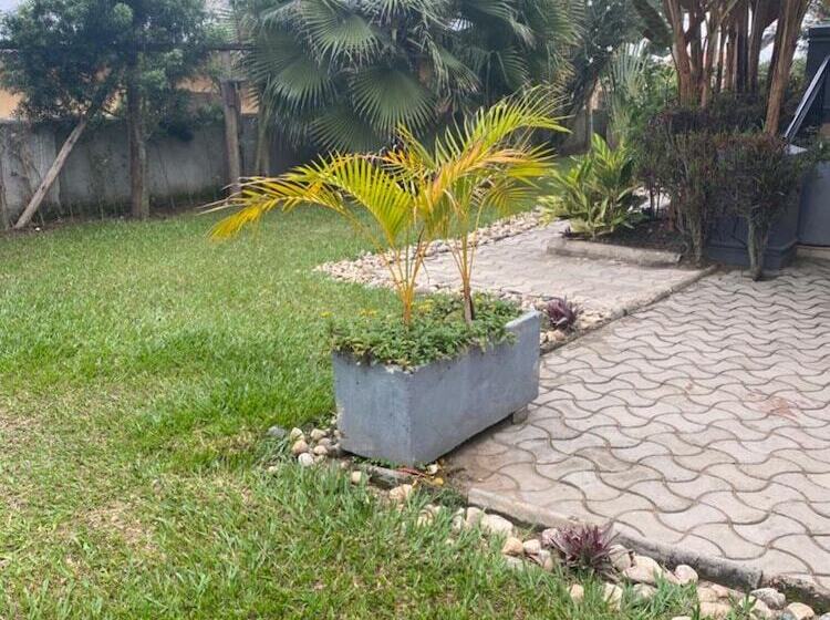 پانسیون The Greenville Home