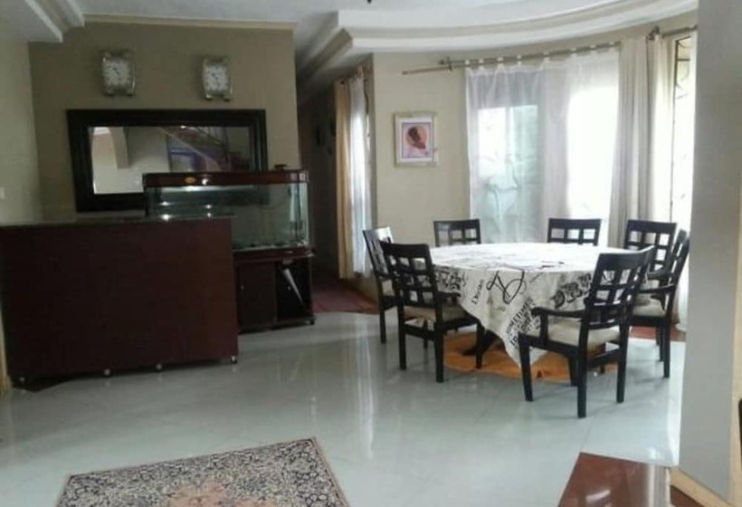 پانسیون The Greenville Home