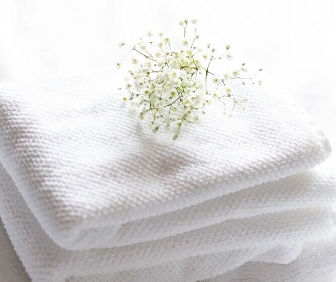 بنسيون Trugstad Gård