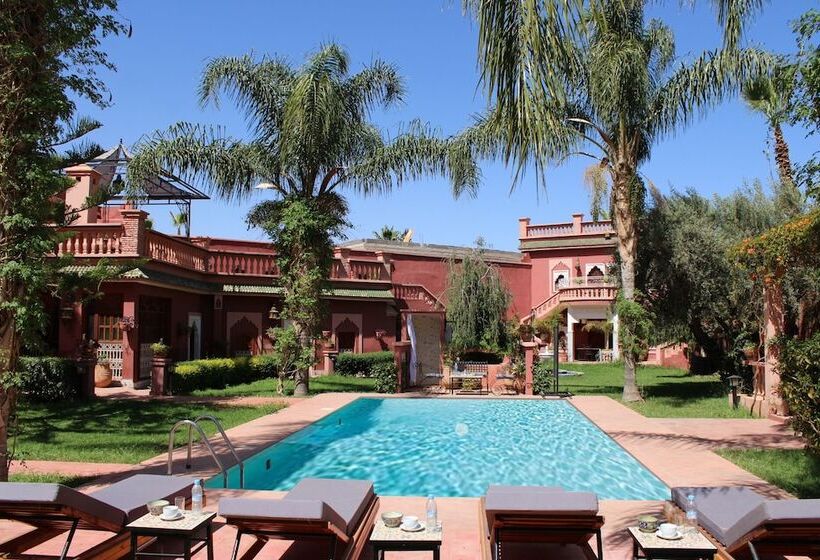 پانسیون Villa Dalia