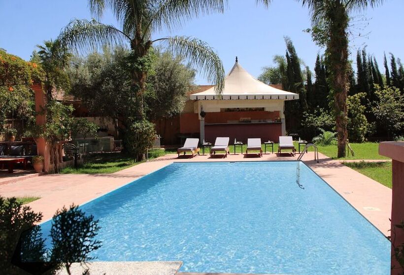 پانسیون Villa Dalia