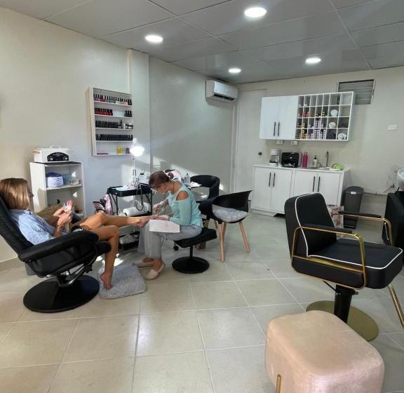 פנסיון Wing Camp