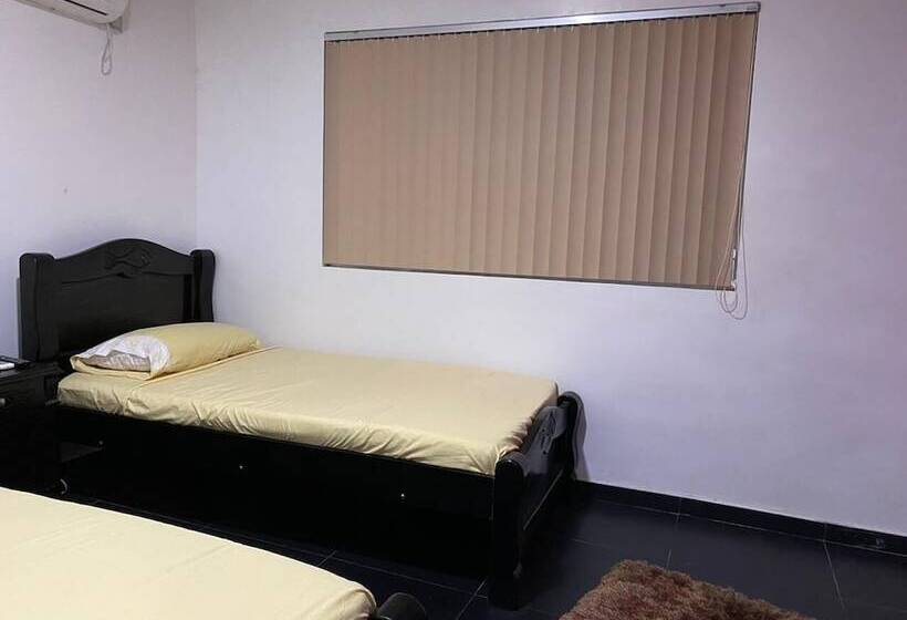 ペンション Yurys Places