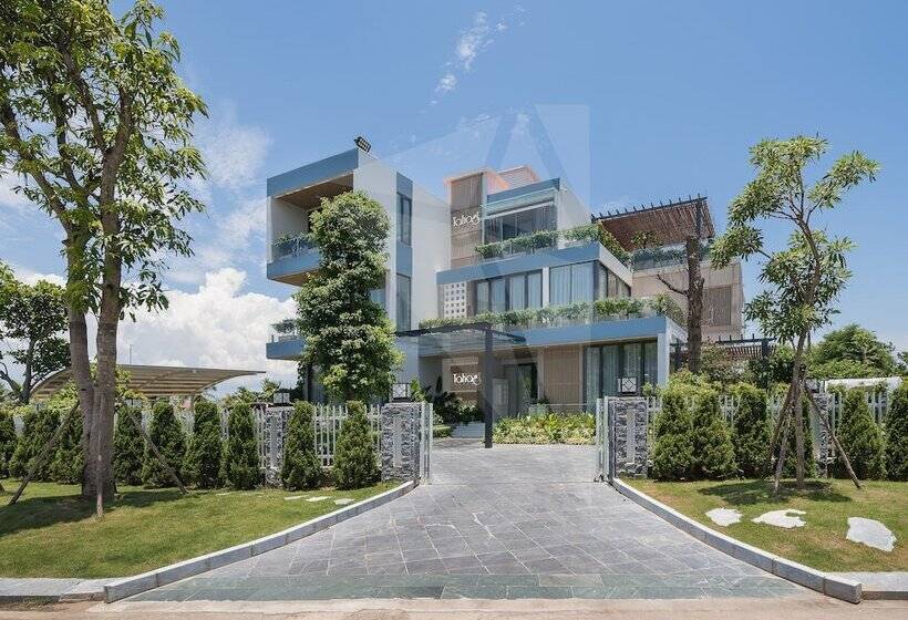 استراحتگاه Sun Grand Feria