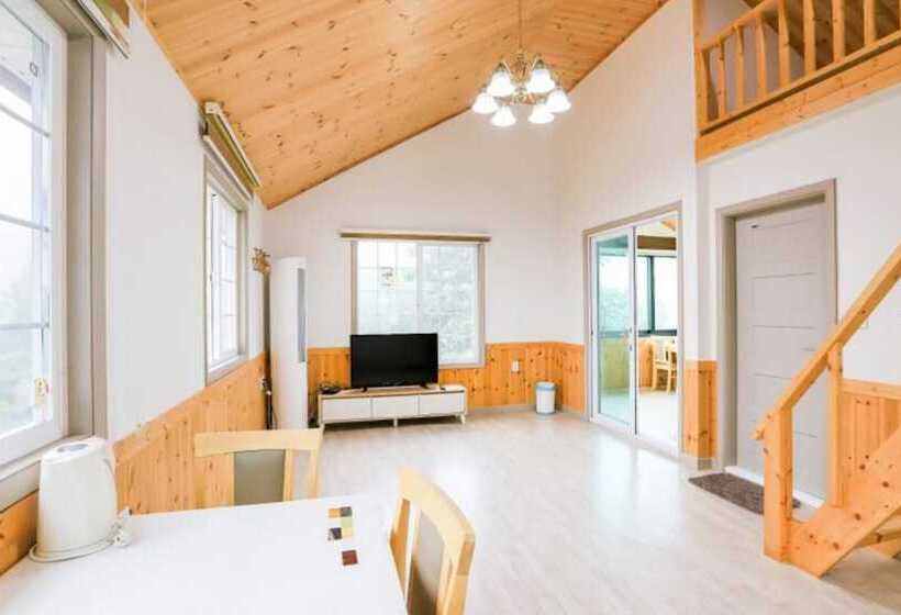 Sogeumgang Three Mountain Pension