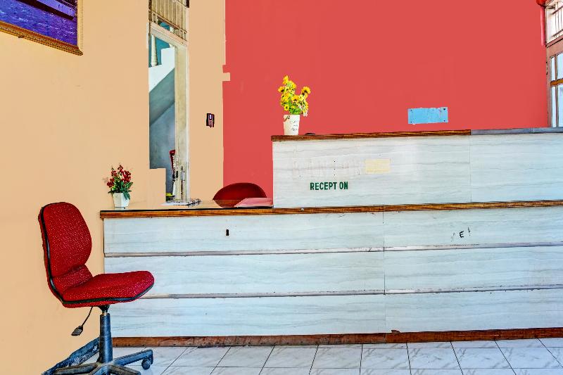 Spot On 91798 Hotel Grand Mutiara