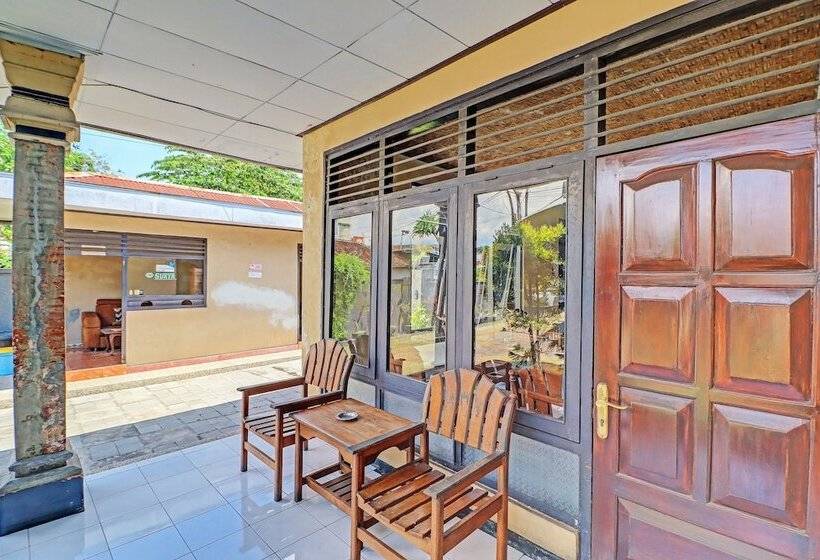 Spot On 92028 Hotel Surya Near Pelabuhan Gilimanuk