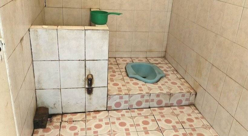 Spot On 92368 Hotel Erkas