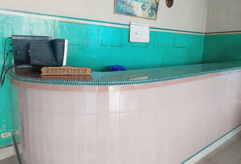 Spot On 92368 Hotel Erkas