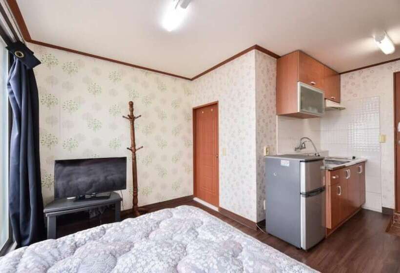 Taean Hakampo Hakampo Pension