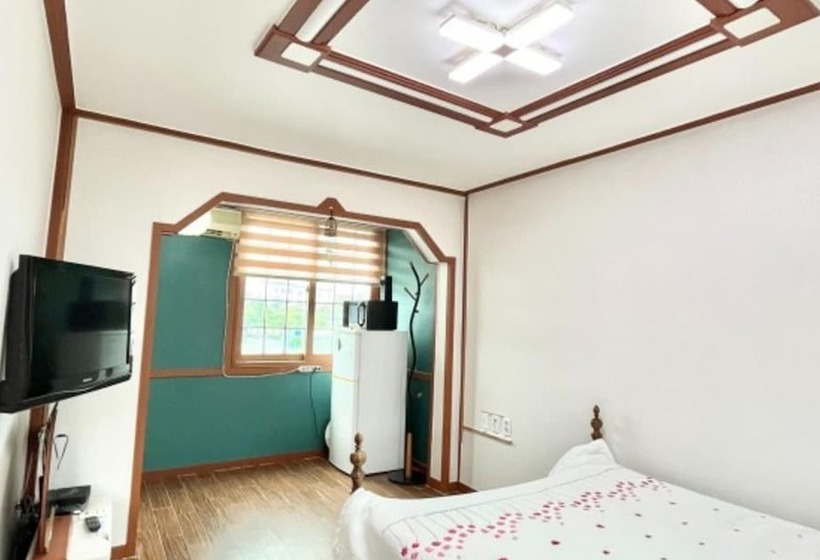 Taean Kkotjibada Sketch Pension