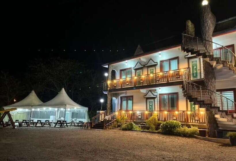 Taean Kkotjibada Sketch Pension