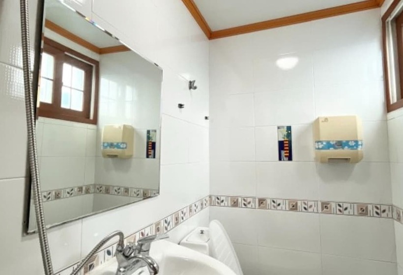 Taean Kkotjibada Sketch Pension