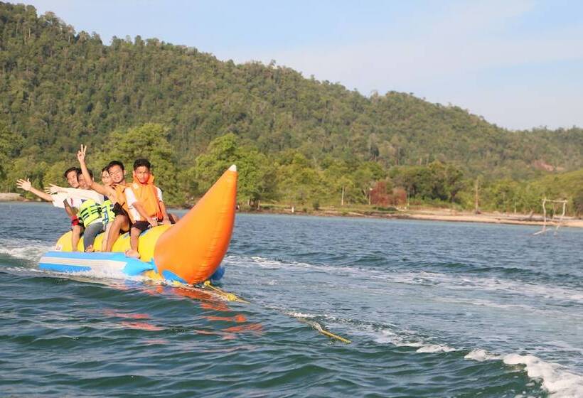 Viovio Beach & Resort