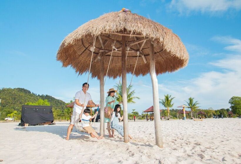 Viovio Beach & Resort