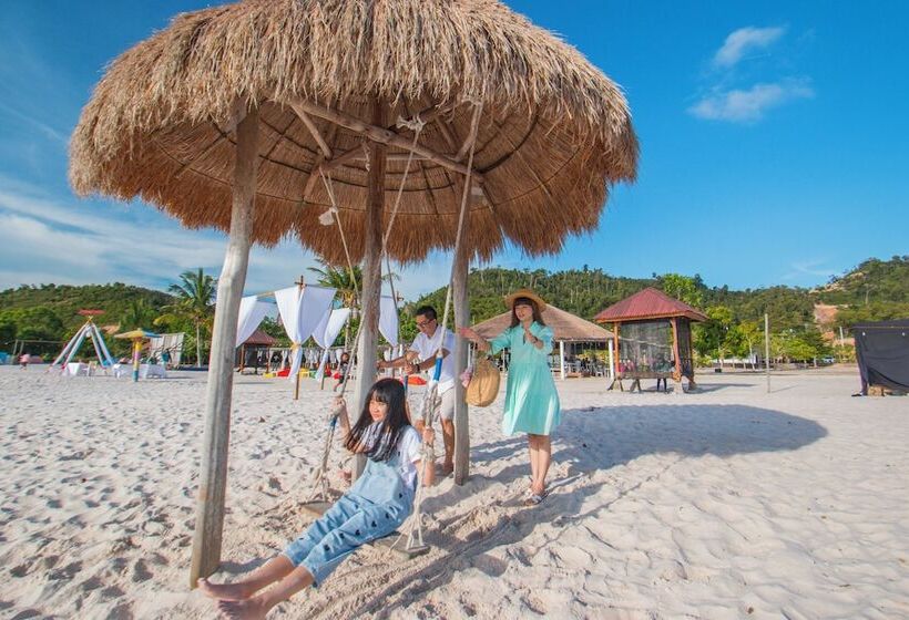 Viovio Beach & Resort