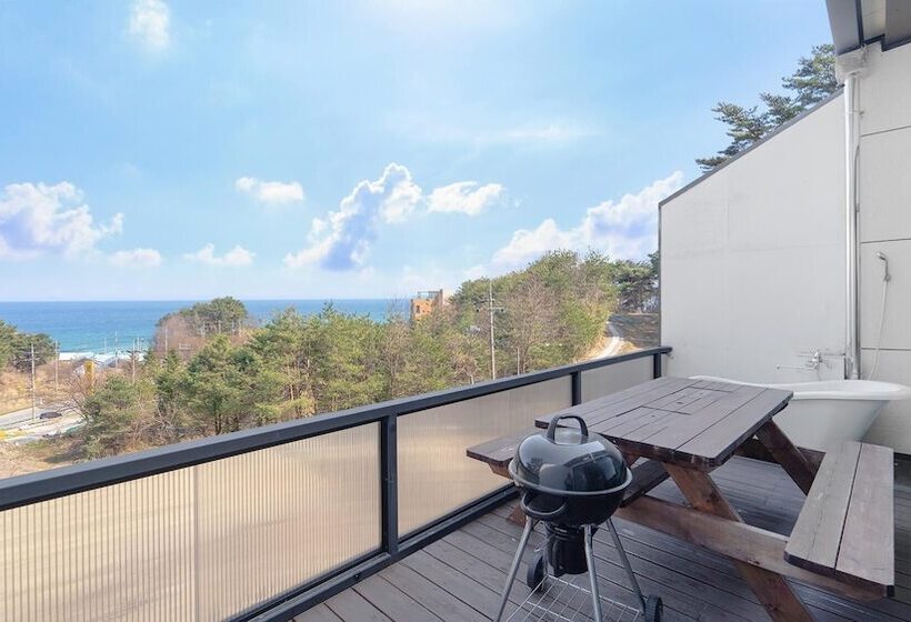 Yangyang In Memory Pension