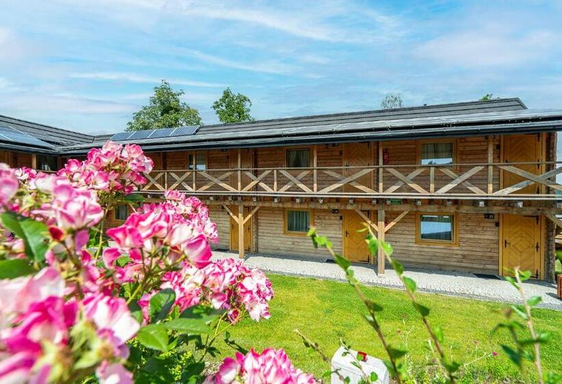 łabędź Hotel Karczma