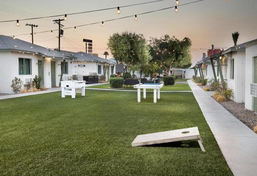 Bungalows Hostel