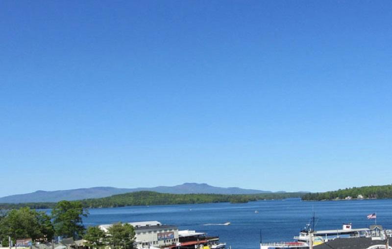 Half Moon Motel & Cottages