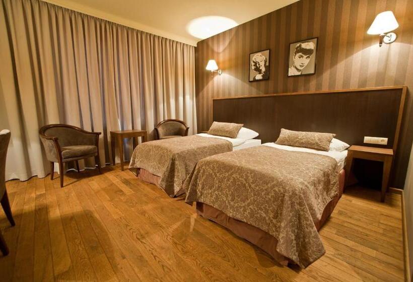 Отель Afrodyta Business & Spa