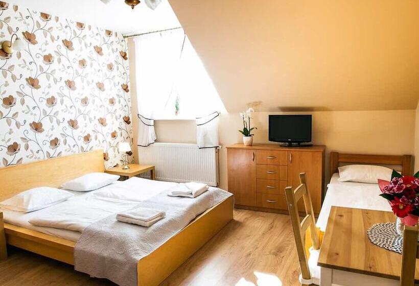 Отель Agro Nad Stawem