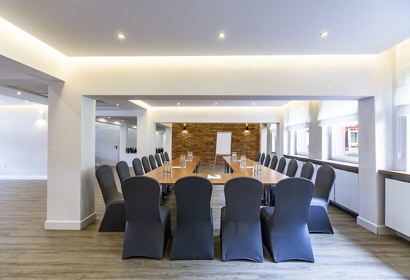 בית מלון כפרי Almarco