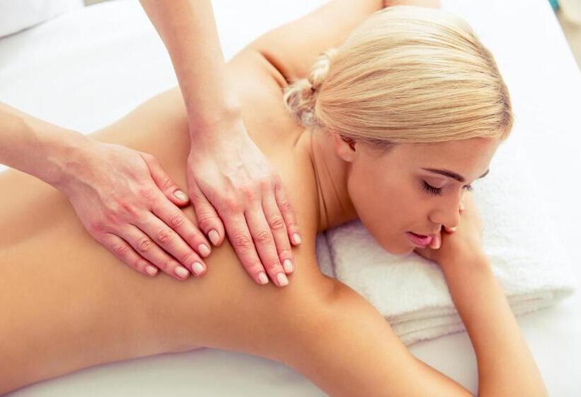 هتل Amazonka Conference And Spa