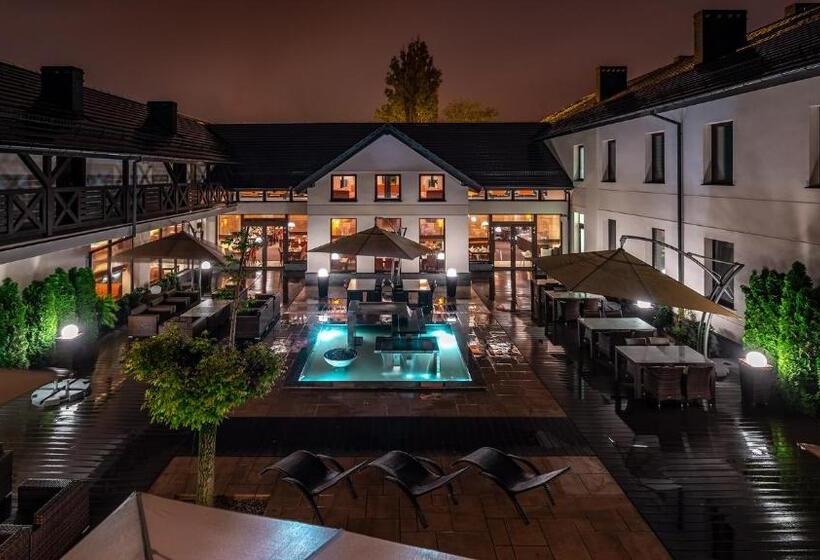 هتل Amazonka Conference And Spa