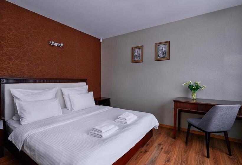 هتل Artis Dom Gościnny