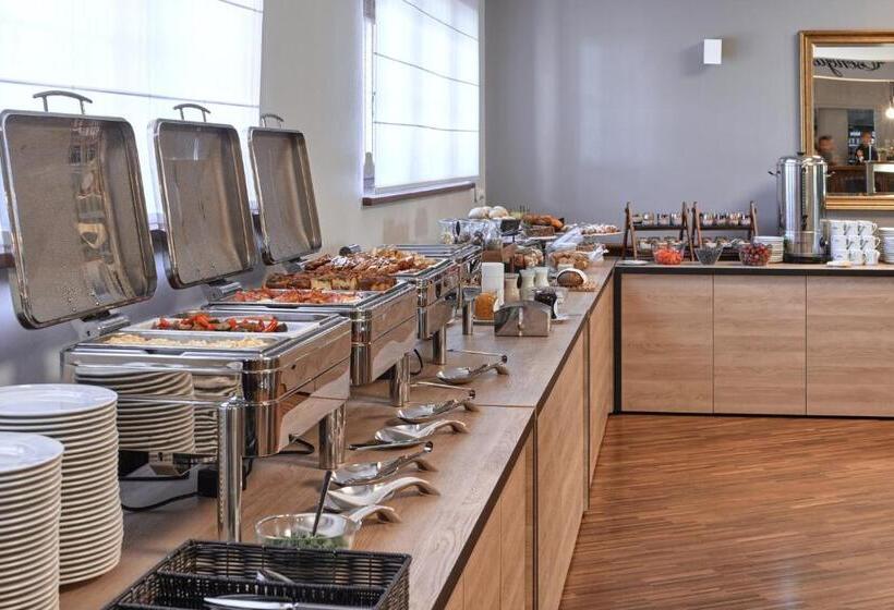 هتل Artis Dom Gościnny