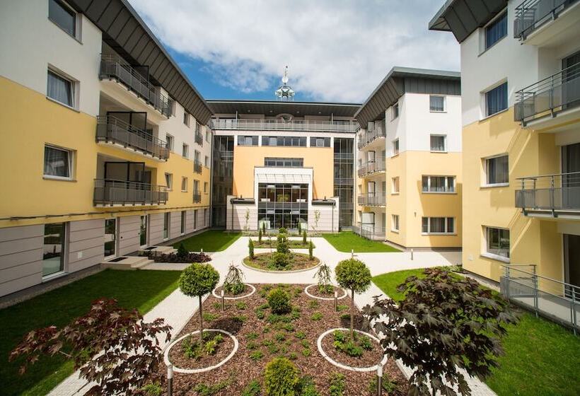 Отель Atrium Apartamenty