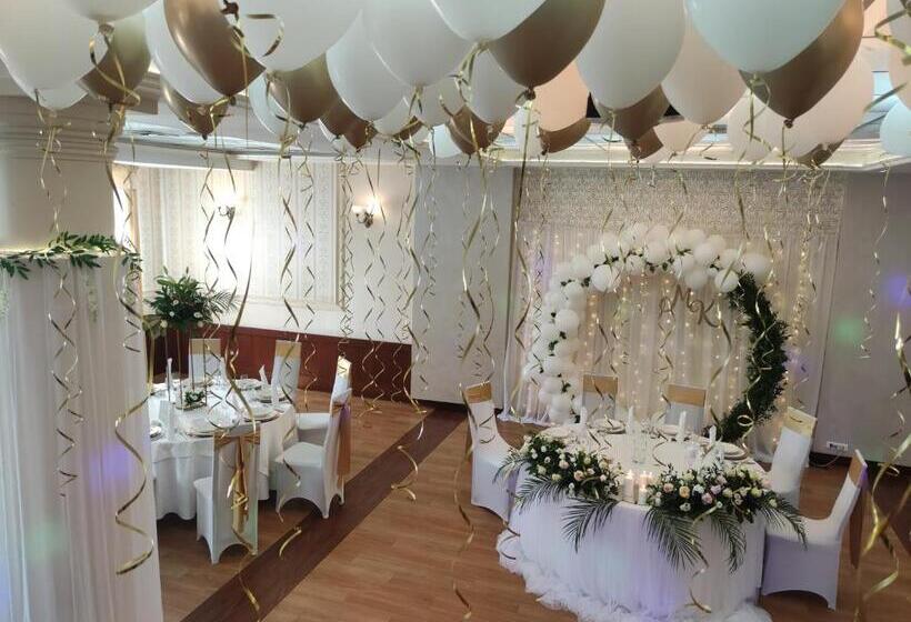 Aviator Hotel Restauracja & Spa