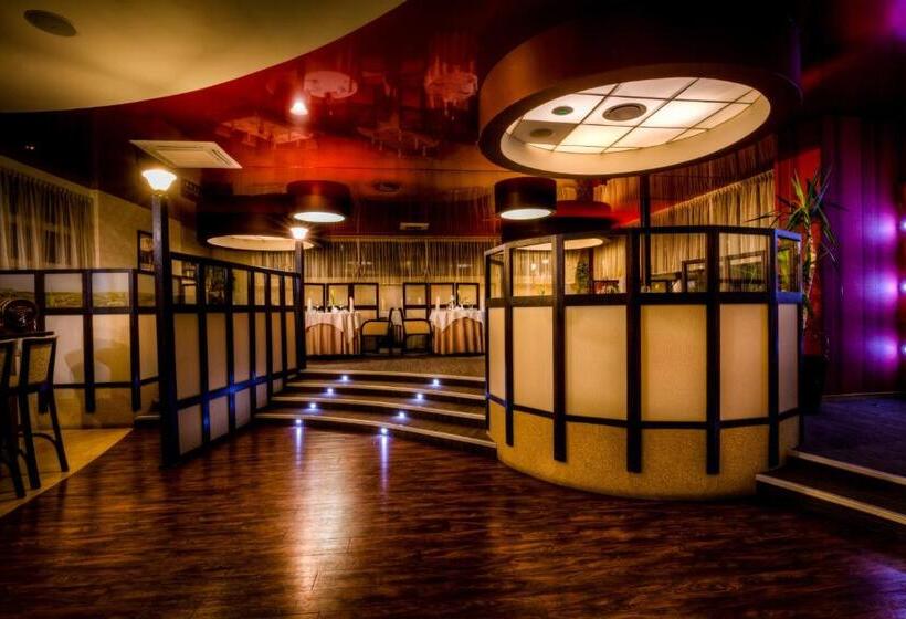 Aviator Hotel Restauracja & Spa