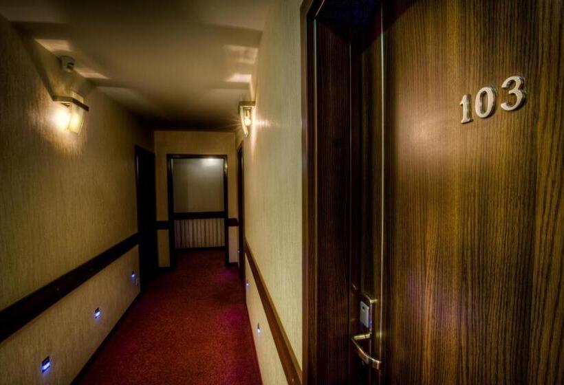 Aviator Hotel Restauracja & Spa