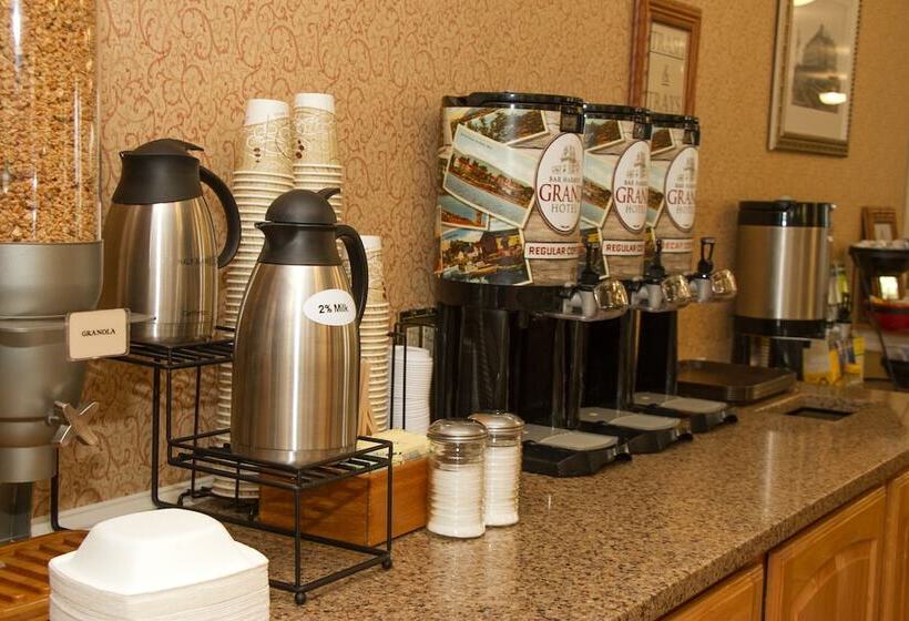 ホテル Bar Harbor Grand