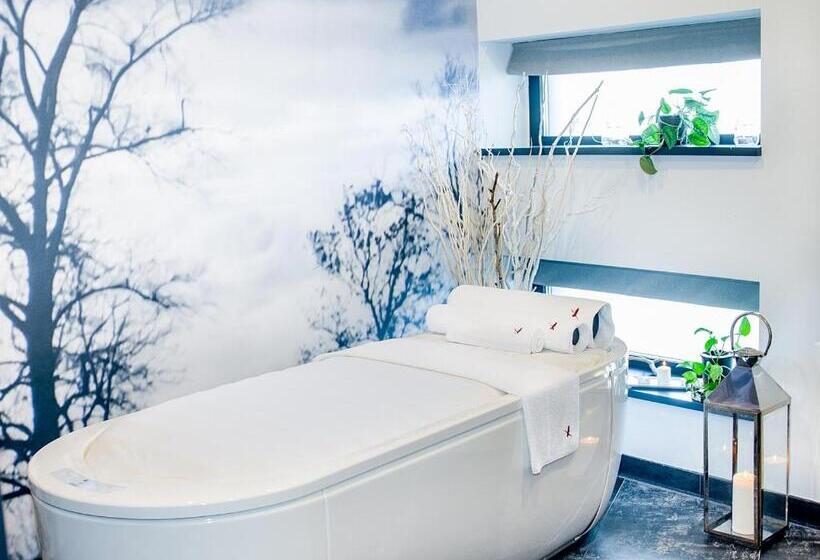 בית מלון כפרי Barczyzna Medical Spa